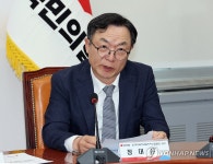 인사말하는 정대진 한국자동차모빌리티산업협회 회장
