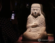 참당암 지장전 석조지장보살좌상