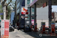 경유 가격 3년 9개월만에 2천원대