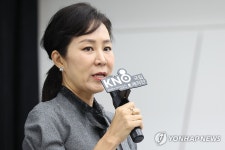 기자간담회하는 박혜진 단장