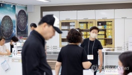 투표소 된 과학실
