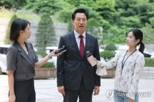 오세훈 '명태균 여론조사 혐의' 재판 재개…