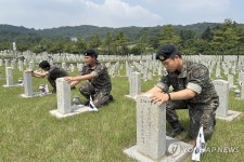 수도기계화보병사단 국립서울현충원 참배 및 정화활동