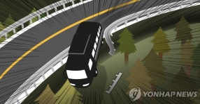 파주 도라전망대 오르던 관광버스 전도…외국인 등 10명 부상