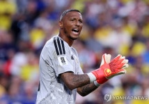 [월드컵] '세이브 15개' 퀴라소, 에콰도르와 0-0 비겨…사상 첫 승점