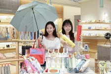 신세계백화점, 강남점 패션 액세서리 전문관 오픈
