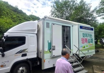 옥천군 찾아가는 행복슈퍼 인기…2주간 1천200만원 매출