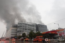 사흘째 계속되는 인천 쿠팡물류센터 화재
