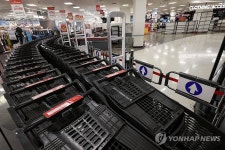 휴업 이어가는 홈플러스, 영업 재개 가능성은?