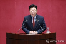 당선 인사하는 김성원 산업통상자원중소벤처기업위원장
