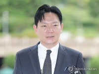 법무부 감찰위 출석하는 박상용 검사