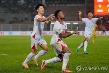 김상식호 베트남, 말레이시아와 현대컵 4강 1차전 2-0 완승