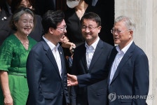 민주당 김민석 대표, 문재인 전 대통령 예방