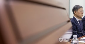 대법관 제청 과정 관련 질의 듣는 노경필 법원행정처장