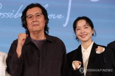 영화 '가능한 사랑'의 이창동 감독-전도연