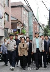 서울 민간재개발 사업 현장 점검하는 한성숙 국무총리