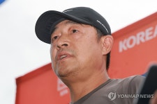 아시안게임 각오 밝히는 이민성 감독