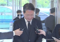 출근하는 김승원 법무부 장관 후보자