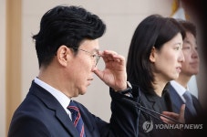 메가특구 특별법 관련 사회적 대화 제안하는 김영훈 고용노동부 장관