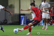엄지성 멀티골
