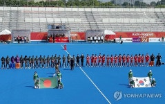한국-방글라데시 경기 시작 전 조직위 착오로 북한 국가 연주 해프닝