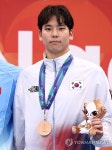 이주호, 배영 100ｍ 동메달