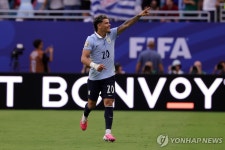 모레노호와 맞붙을 우루과이, 일본과 친선경기서 1-3 패배