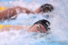 400m 자유형 계영 출전한 김우민