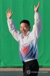 이종준 '메달 좋아'
