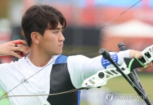 양궁 김제덕 16강 집중