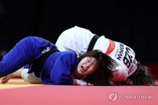 [아시안게임] 유도 허미미, 결승 진출…은메달 확보