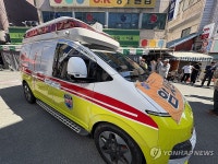 대구 북구 한 건물서 천장 마감재 떨어져…9명 부상