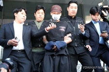 ‘송파 장모살인·아내납치' 피의자 김성우, 송치