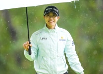 유해란, BMW 챔피언십 3R도 선두…LPGA 시즌 3승 보인다
