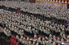 조선인민군 제3차 중대장대회 진행… 김정은 주재