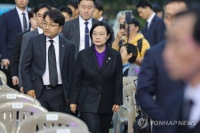 한성숙 총리, 이태원 참사 4주기 추모행사 참석