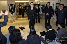 최형우 전 장관 빈소 조문 마친 장동혁 대표