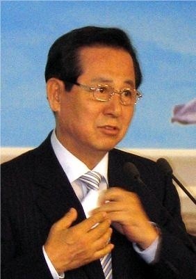 한덕수 전 국무총리, 오윤혜 씨 명예훼손 혐의로 경찰에 고소