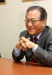 747도 말 바꾸는데 비핵, 개방, 3000은 왜 못 바꾸나