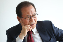 그레그는 왜?