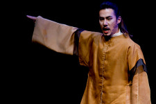 [인터뷰] 그 이름처럼 빛날지니, 배우 조휘