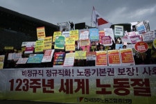 분향 가로막은 최루액·차벽…슬퍼할 권리마저 뺏나