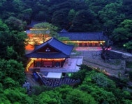 관악산 정기 받고 자하동천에서 탁족하다