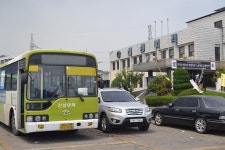 남편 무릎 꿇려 죽인 파렴치 신성여객…사과 받겠다