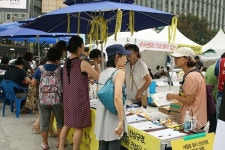 아내가 <명량>을 못 보겠대요. 바다 나와서…