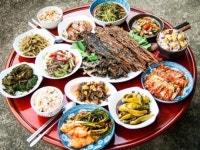 너도나도 바리바리 겁나 풍성한 마을밥상