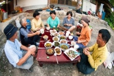 너도나도 바리바리 겁나 풍성한 마을밥상