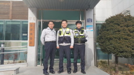 진해署 용원파출소, 노인이 버스에서 잃어버린 고액의 곗돈 신속히 찾아줘