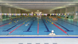 진주실내수영장 운영중단 사태 보상책임으로 번져