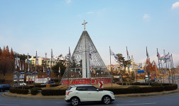 이대웅장학회, 동해지역 대학생 장학금 전달